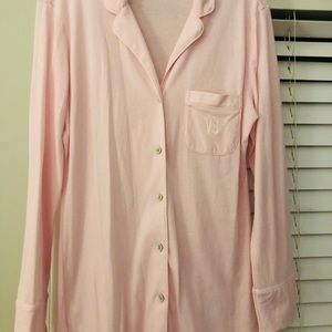 Victoria’s Secret sleep shirt, small, washed once, like new and pink 💕